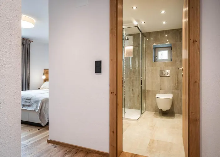 Alpendomizil Ahorn דירה