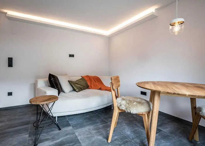 Apartment Alpendomizil Ahorn