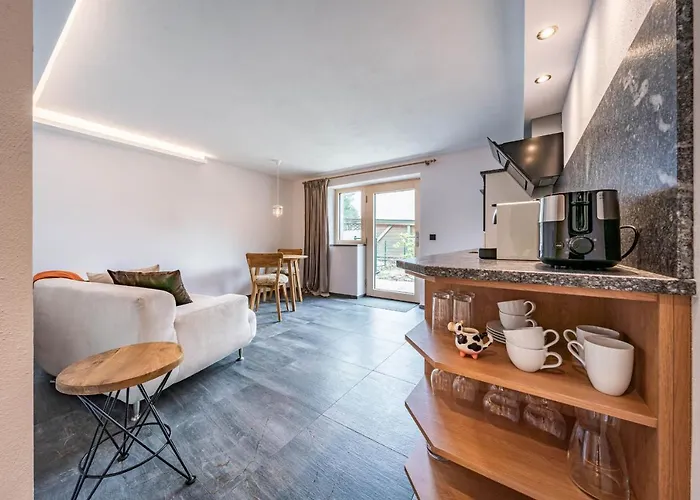 Apartment Alpendomizil Ahorn *